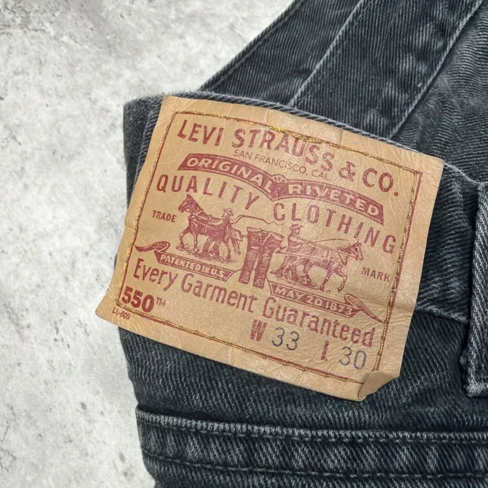 Vintage 90s Levi's 550 Relaxed Fit Jeans Men 33x30 Black Made in USA Grunge Work